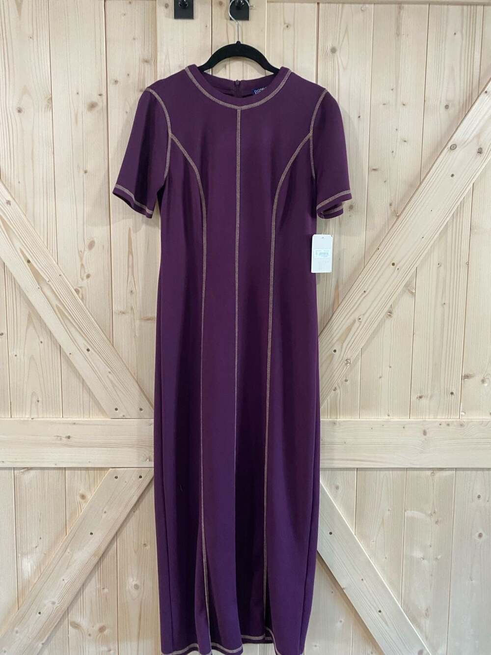 Donna Morgan Short Sleeve Dress Size 4 Plum Contrast Stitch srp $128.00